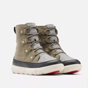NWT SOREL WOMEN'S EXPLORER II WATERPROOF BOOT - 9.5